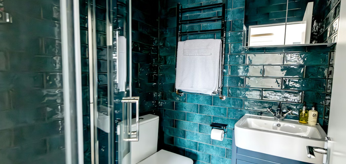 East London hotel booking at 82A Dalston Lane Terrace
