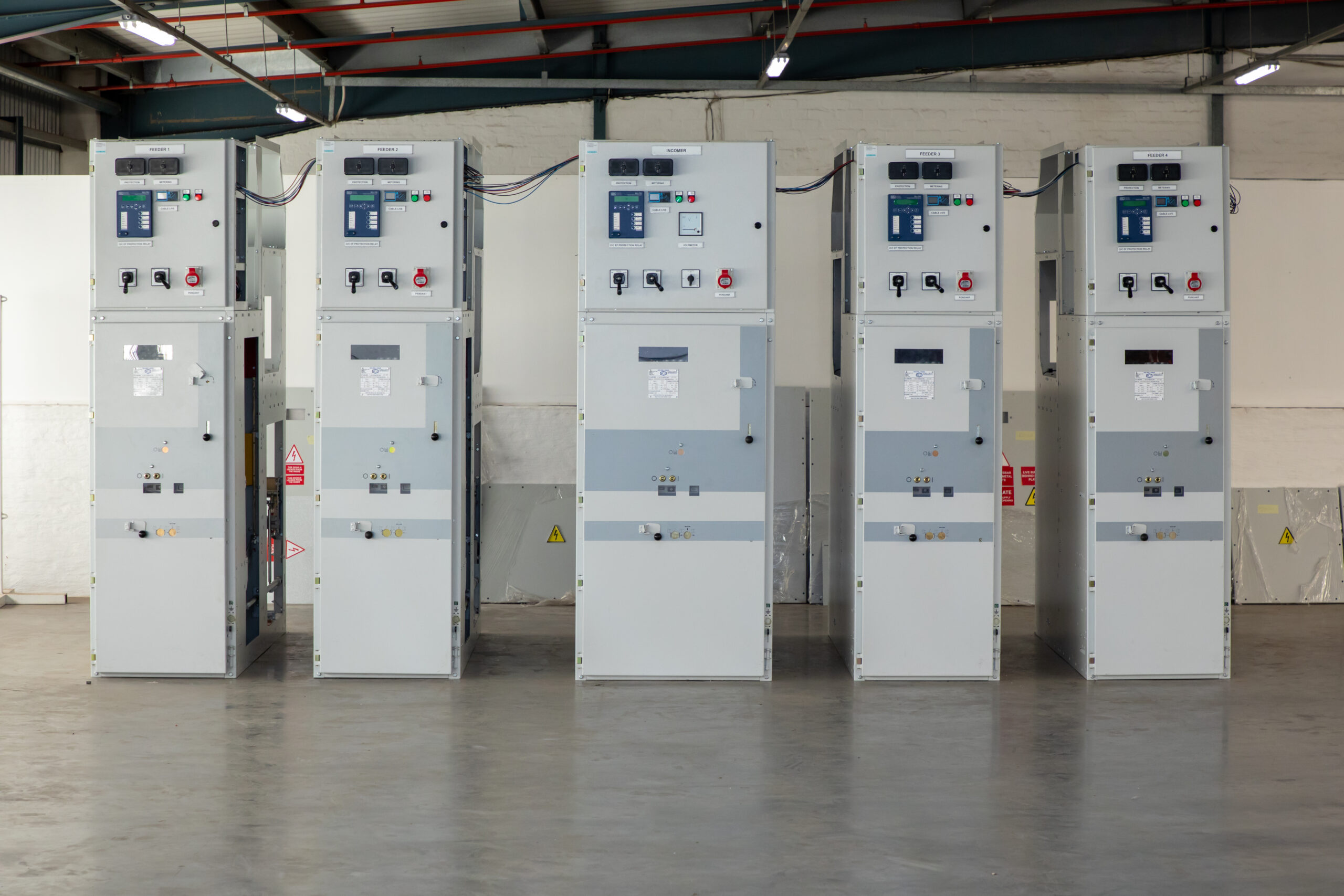 Key Benefits of Using Medium Voltage Switchboards in Industrial Power Systems