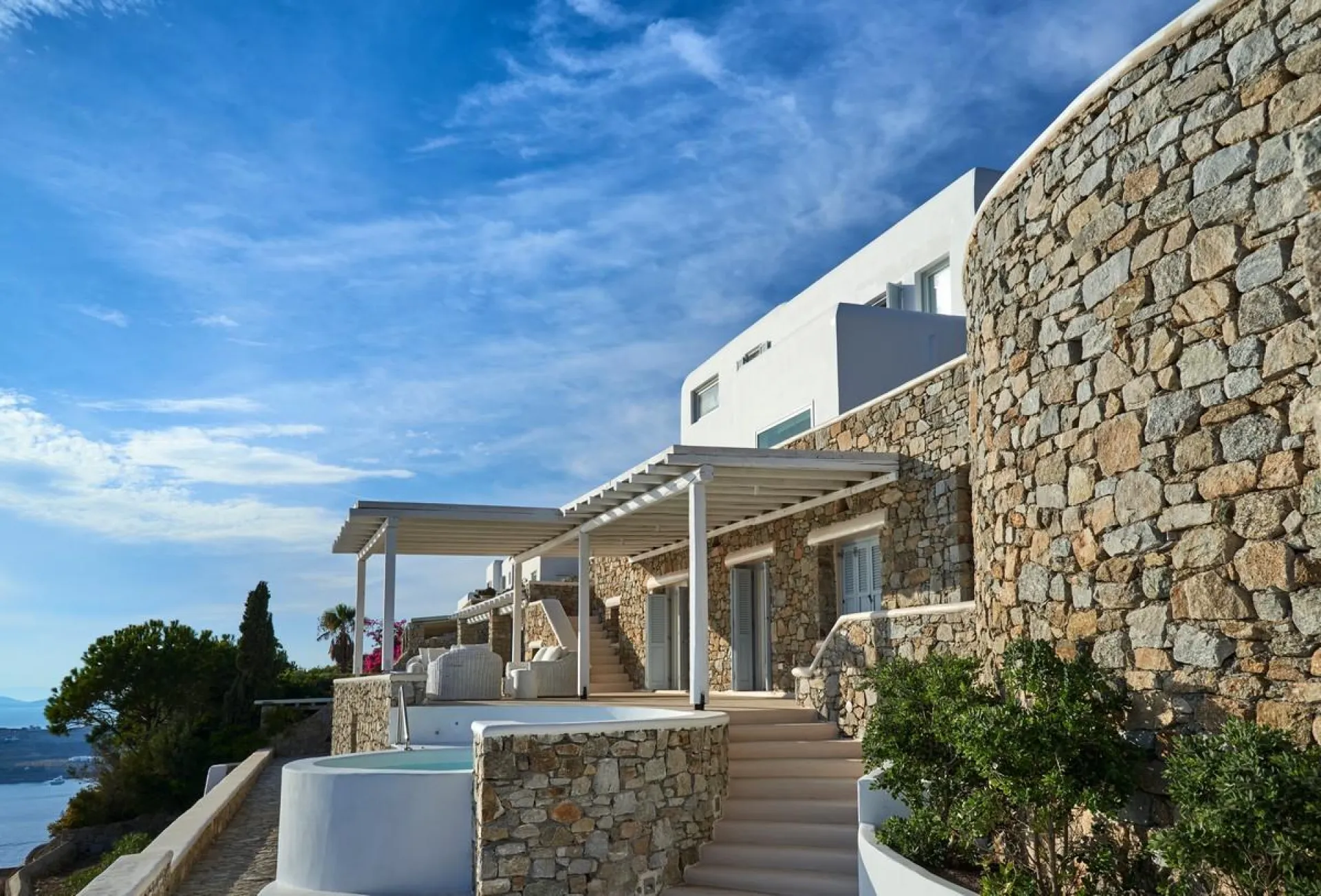 Elevate Your Trip: TheAceVIP's Mykonos Concierge for Seamless Luxury