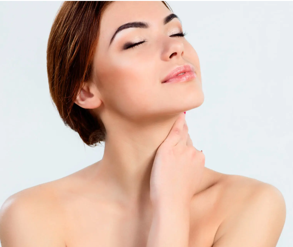 Dr. Dirk Kremer: Why Surgical Expertise Outperforms a Non Surgical Neck Lift Every Time