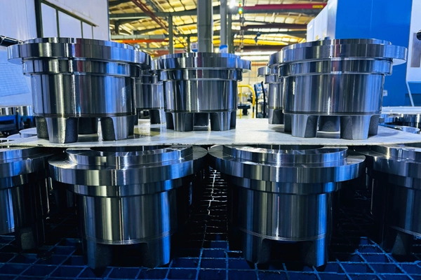 The Difference Between Down Milling and Up Milling in CNC Milling