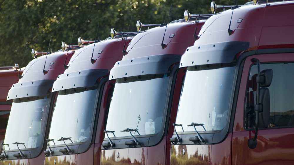 Fleet Maintenance Services: How Regular Truck Servicing Keeps Your Fleet on the Road