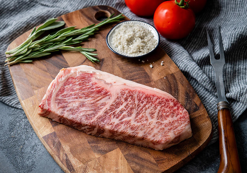 Your Go-To Steak Butcher for Grass-Fed, Dry-Aged Perfection!