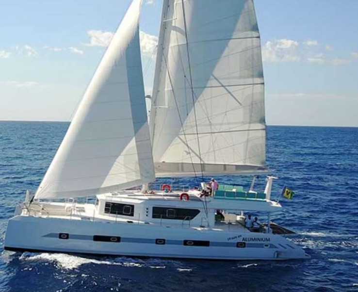 Vente bateau Côte d’Azur : guide complet pour acheter un yacht à Saint-Tropez