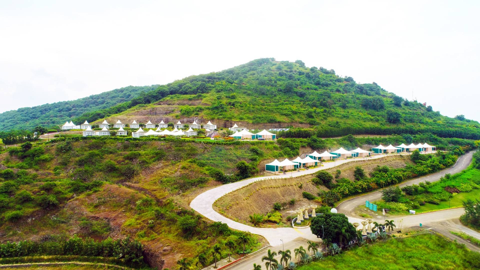Best Resorts in Pune | Sunny’s World Luxury Resort