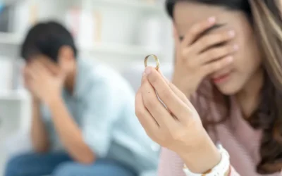 4 Costly Mistakes to Avoid During a Divorce