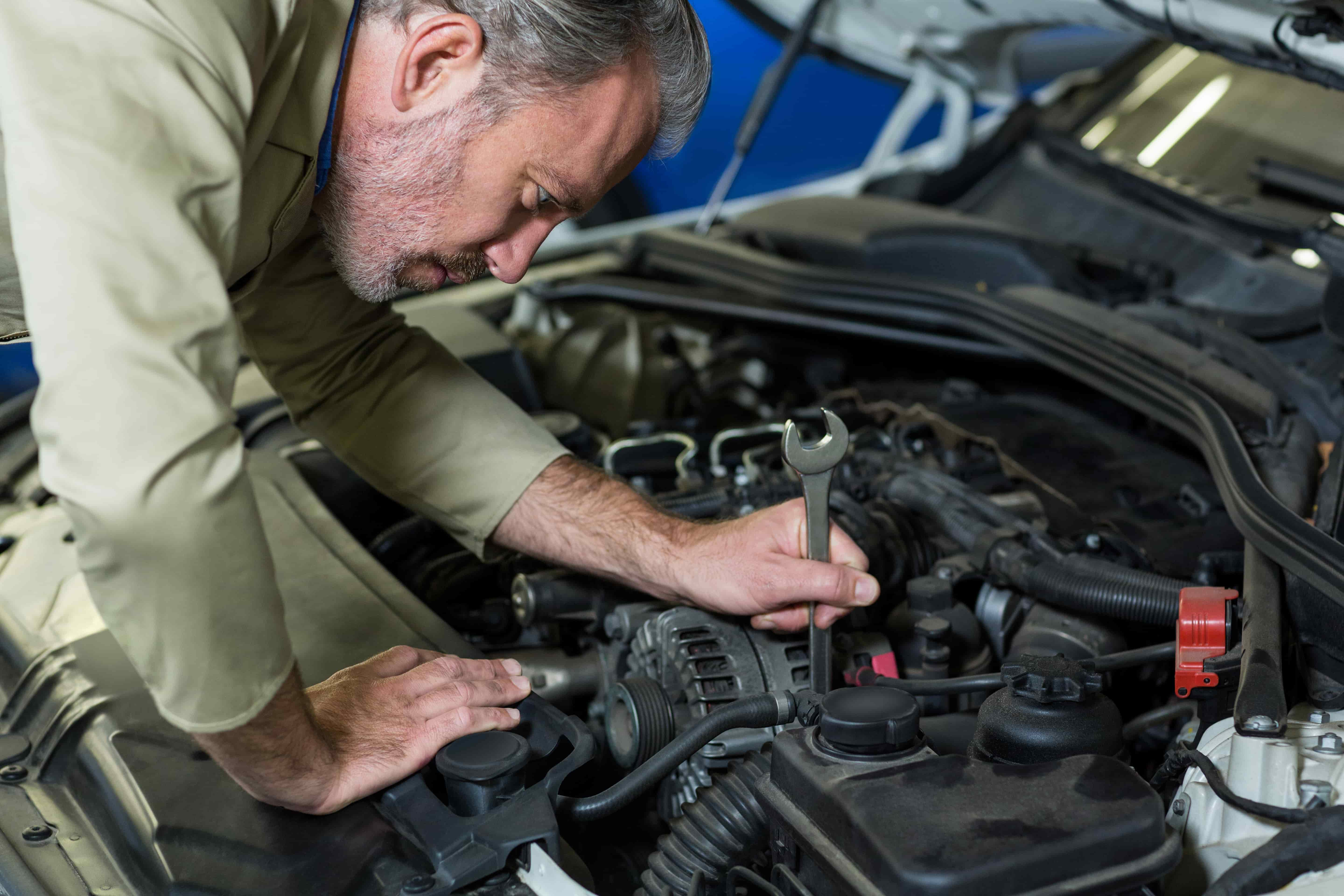 Jaguar Engine Repair Dubai Expert Solutions for Luxury Car Performance By Best Car Garage Dubai