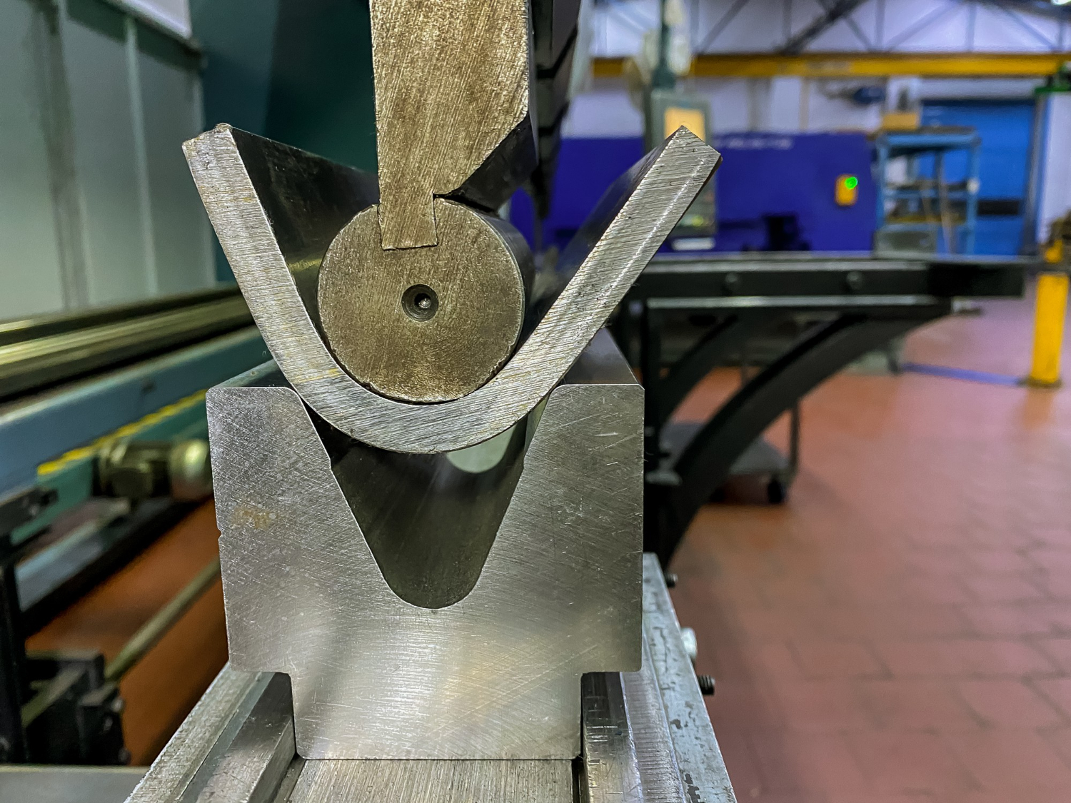 Nowoczesne technologie w obróbce metali – możliwości i zastosowania