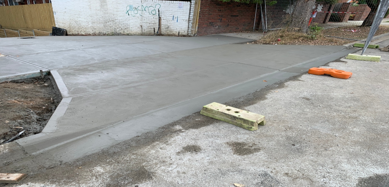 How Concrete Contractors in Melbourne Prepare a Site Before Pouring Concrete