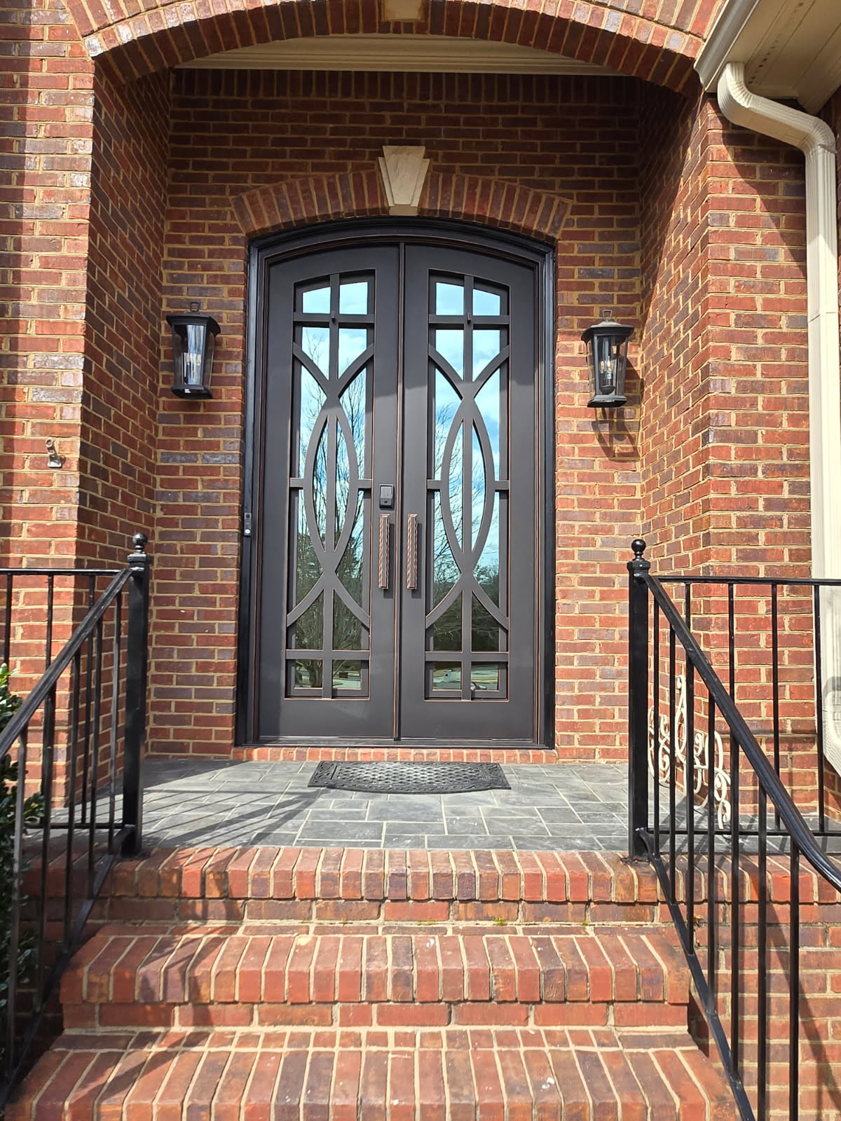 Why You Should Choose Expert Windows and Doors Installation Service