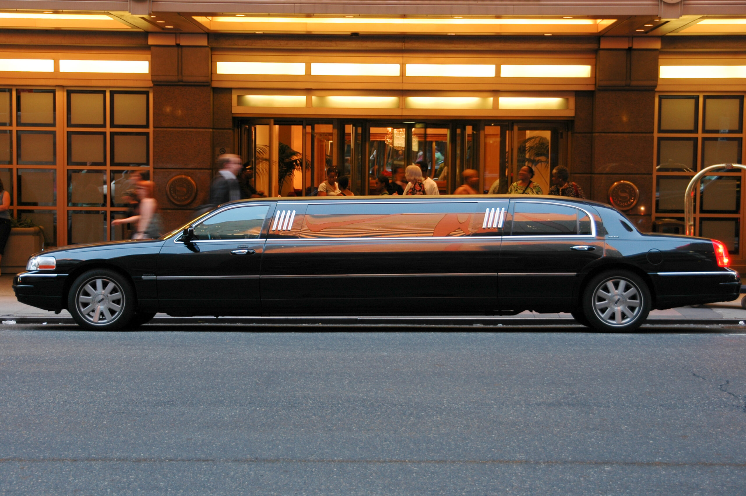 Wedding Limousine Service in Toronto