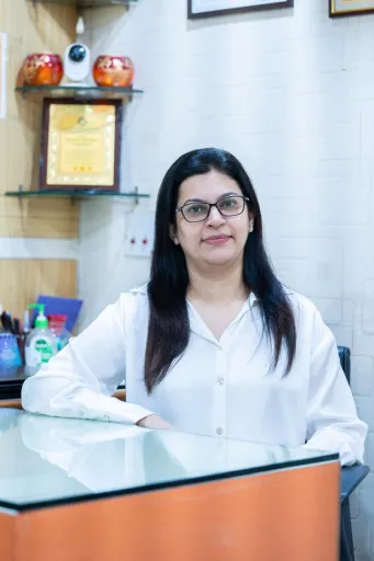 Doctor Yogitaa Mandhyaan