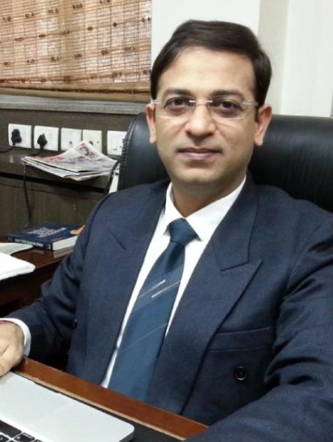 Dr Sumit Malhotra