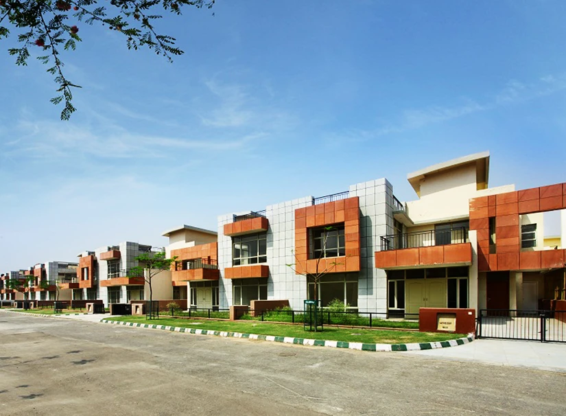 ParadiseGreenssonipatplots 