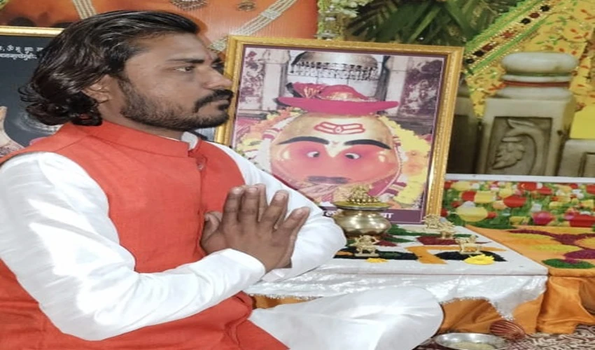 TrishaktiPradeep Guru