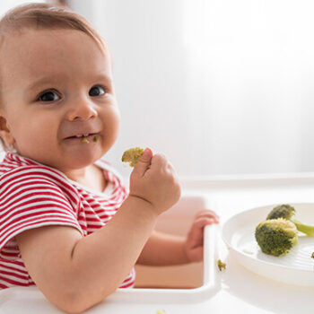 Introduction-Of-Solid-Foods-To-Toddlers-44214577