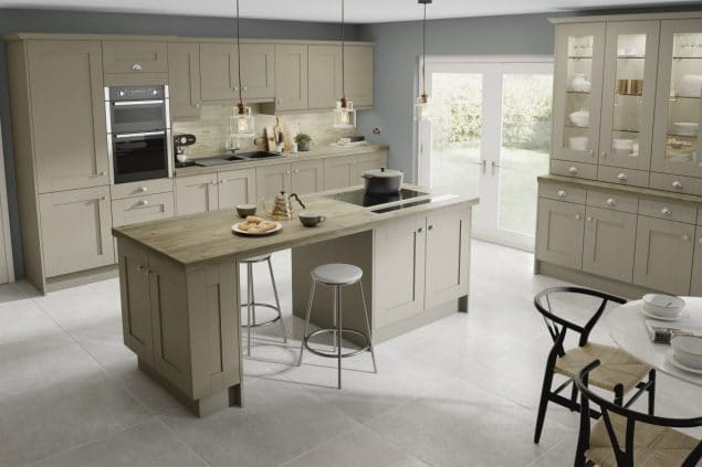Solid-Wood-kitchen-work-surface-2-635x423-b17454cc