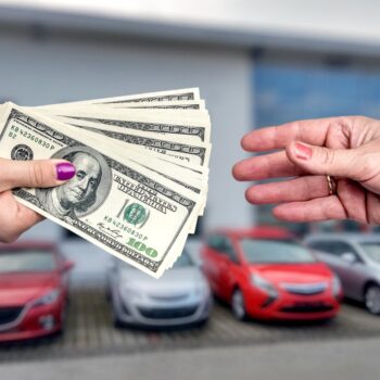 We Pay Top Cash For Cars-9fa951e3