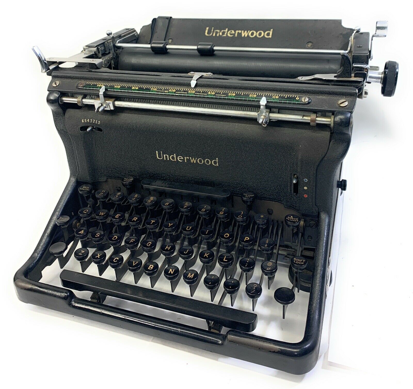 Vintage-Underwood-Typewriter-1923_1_1024x1024@2x-363b51f4