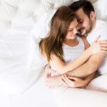 04_Interwined_Sleep-Positions-for-Couples-and-What-They-Reveal-About-Your-Relationship_iStock_89372801_LARGE-c98c20c1