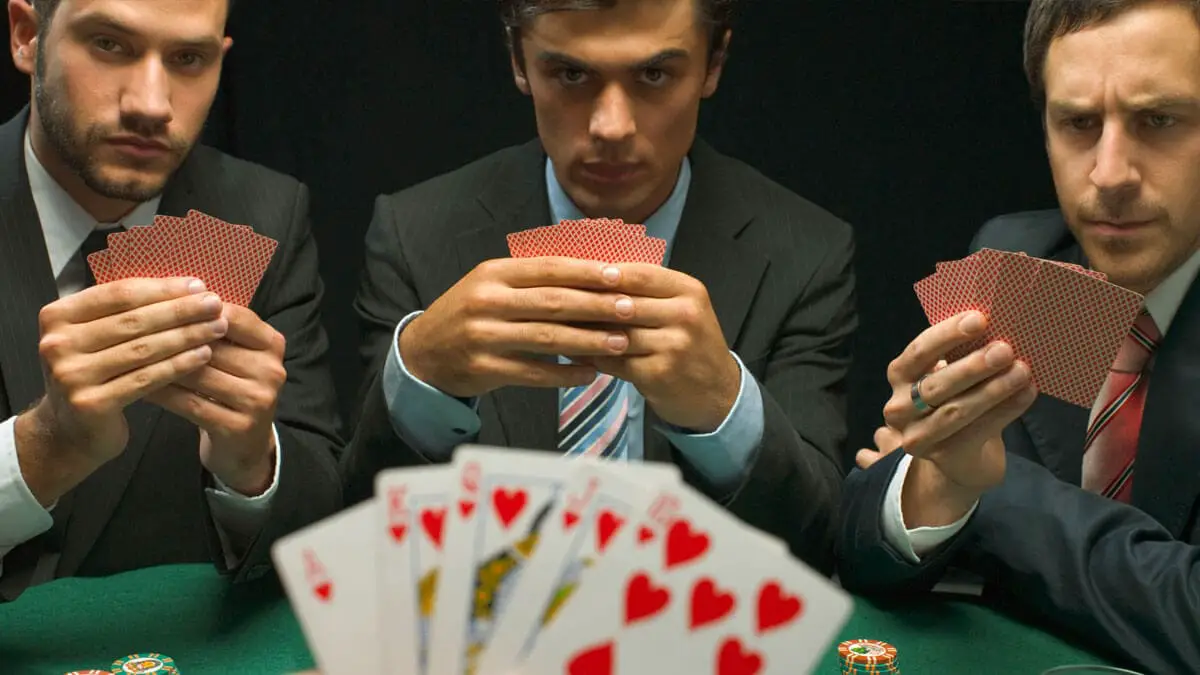 Tips To Play Online Poker For Real Money-4efd4883