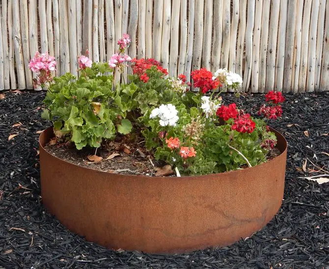 bellamy-circular-rustic-steel-raised-flower-bed-tree-planter-indoor-outdoors_2_1024x1024-1404058e