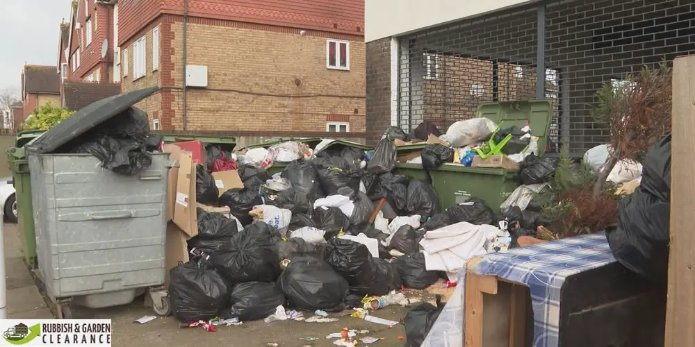 What to consider when selecting a rubbish clearance company in Merton