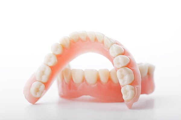 What Are Different Types of Partials in Denture-1aa39352