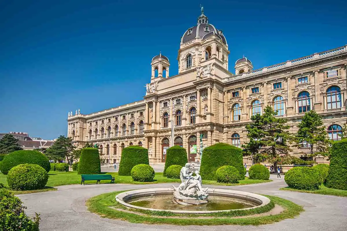 attractions to visit in Vienna