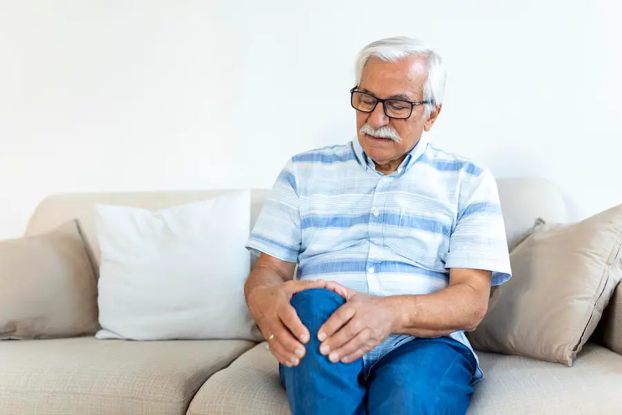 elderly-man-sitting-sofa-home-touching-his-painful-knee-people-health-care-problem-concept-unhappy-senior-man-suffering-from-knee-ache-home_657921-1023-b5aa9568
