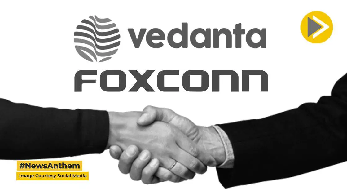 thumb_a17b9vedanta-and-foxconn-sign-a-mou-with-gujarat-to-set-up-a-20-billion-semiconductor-unit-8e51222e