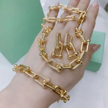 18k gold jewellery-3e604ba1