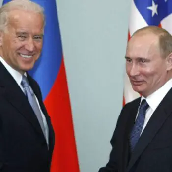 Putin-linked businessman admits to US election meddling-61e3055e
