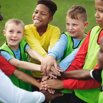 THE TRAITS OF A SUCCESSFUL YOUTH SOCCER COACH  use guest post-9fd8ff2e