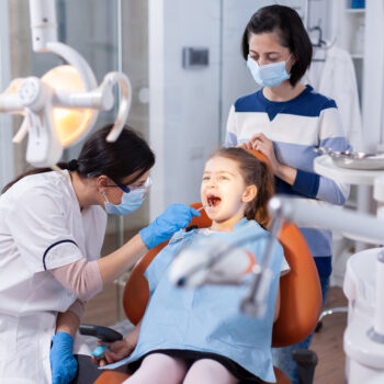 What is a pediatric dentist-a5fc5371