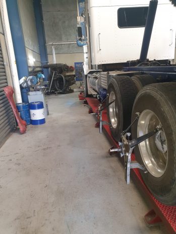 sydney truck wheel alignment-8491b855