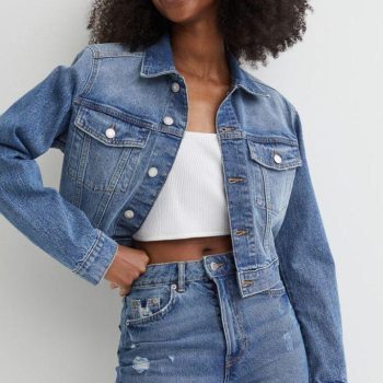 Wearing Advice for a Cropped Denim Jacket-451ab88e