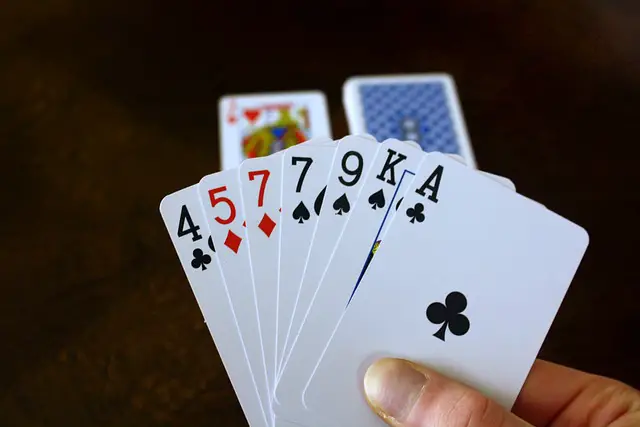 playing-cards-gc5c68daee_640-42d9038f