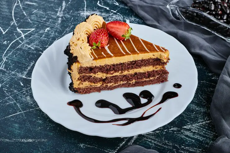 slice-caramel-cake-with-berries_114579-17171