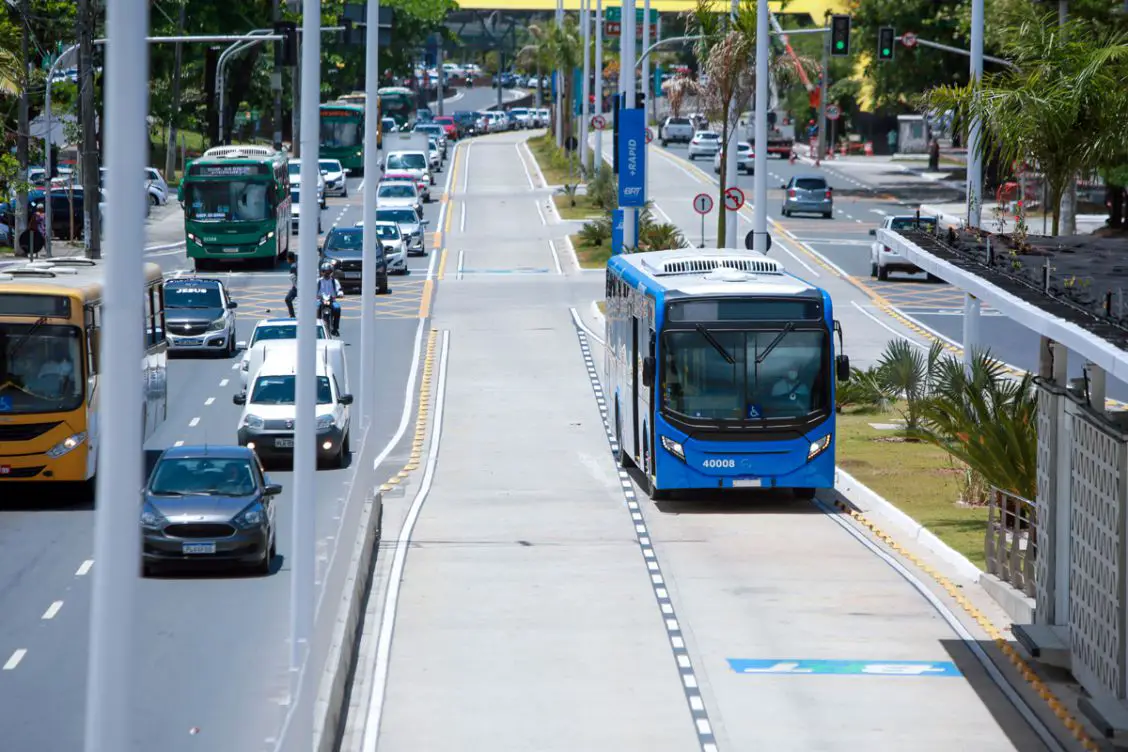 Bus Rapid Transit Systems (BRT) Market