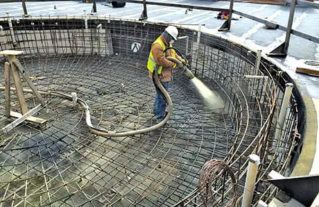 applying-gunite-over-pool-steel