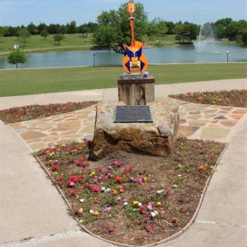 Art work at Harry Myers Park in Rockwall Texas 8