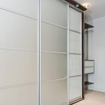sliding-wardrobe-doors