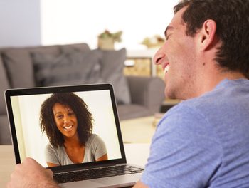 How to make a memorable impression on video date