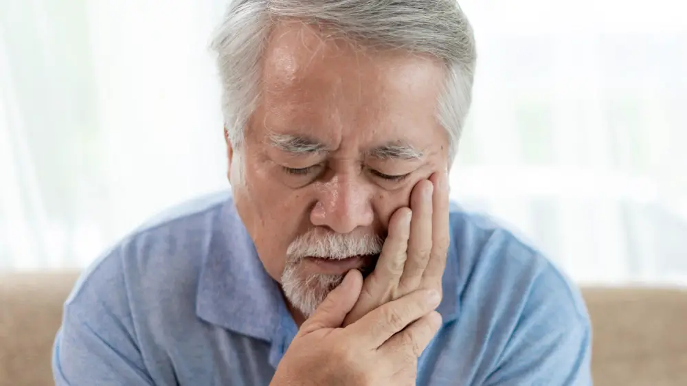 asian-senior-man-old-man-patients-toothache-hurts-elderly-patients-medical-healthcare-concept