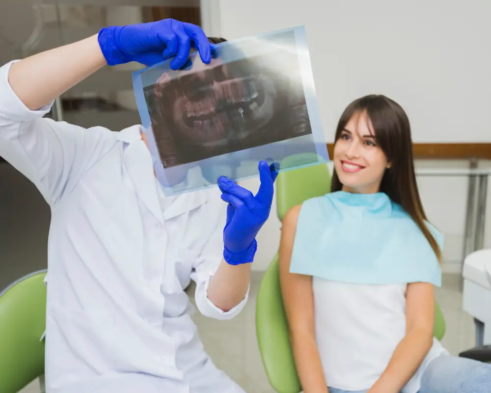 dentist-woman-looking-radiography (1)