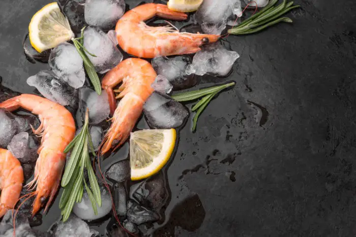 fresh-seafood-shrimp-ice (1) (1)
