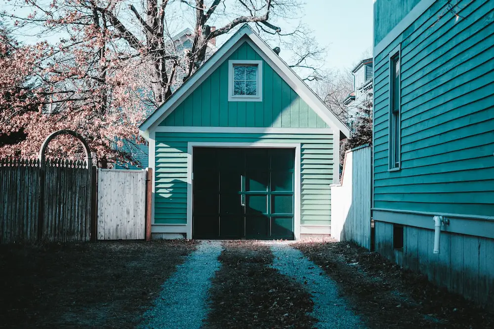 Garage-door