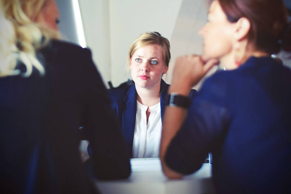 Lawyer-client-meeting