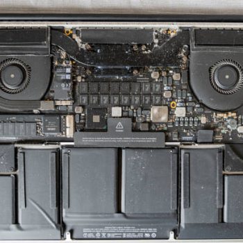 MacBook-battery-replacement